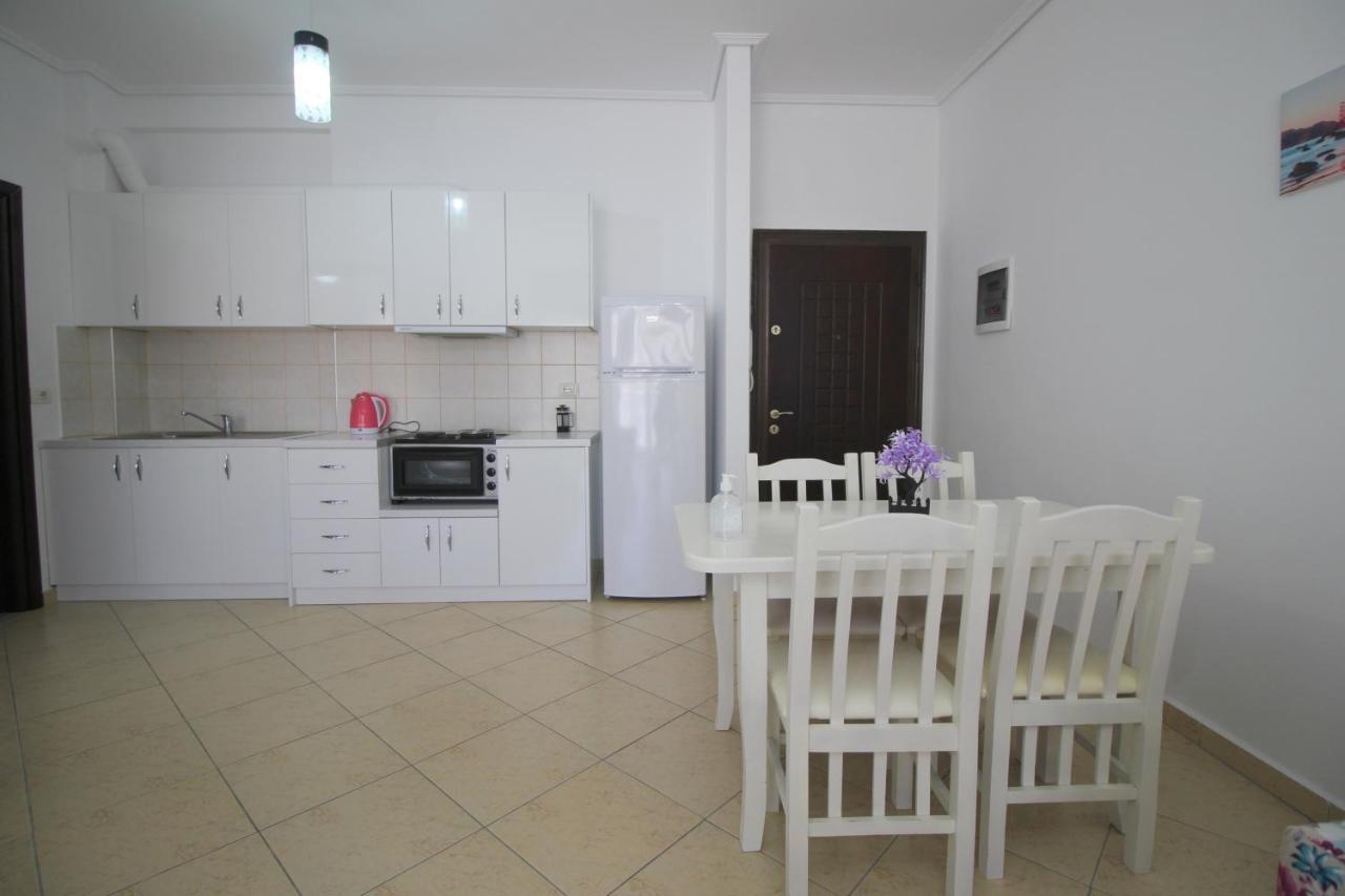 Eleana Apartments Саранда Екстер'єр фото